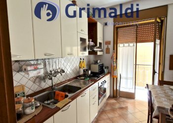 94.jpg - Apartment Via Giuseppe Orsi 6, Napoli (neighborhood Arenella) - photo 16