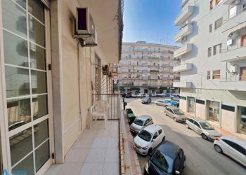 balcone - Monolocale Via Friuli 11, Taranto - foto 8