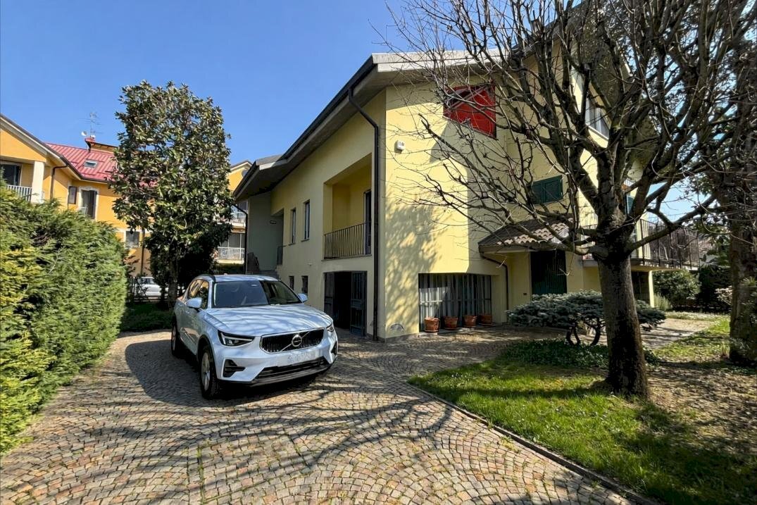 Independent house Alessandria - photo 1