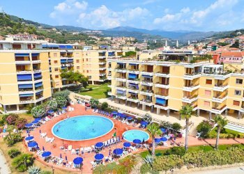 One-room apartment Via della chiesa, San Lorenzo al Mare - photo 3
