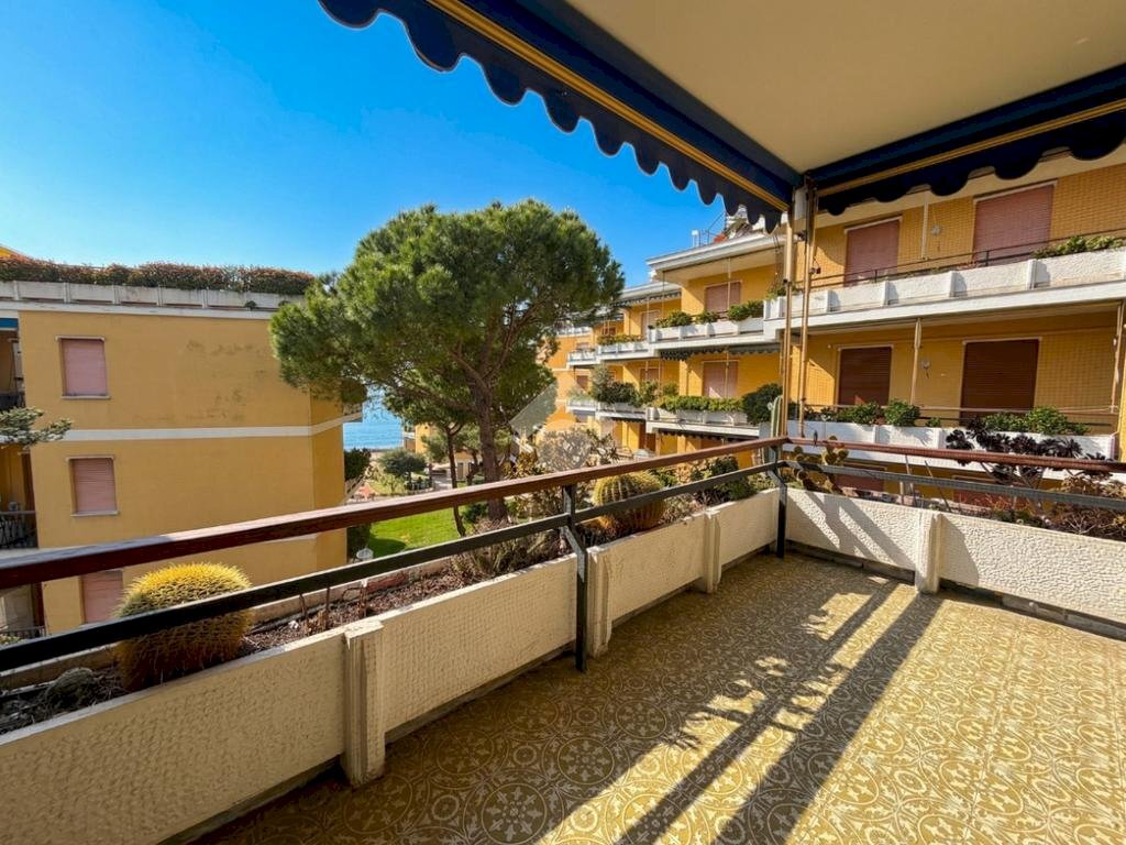 One-room apartment Via della chiesa, San Lorenzo al Mare - photo 2