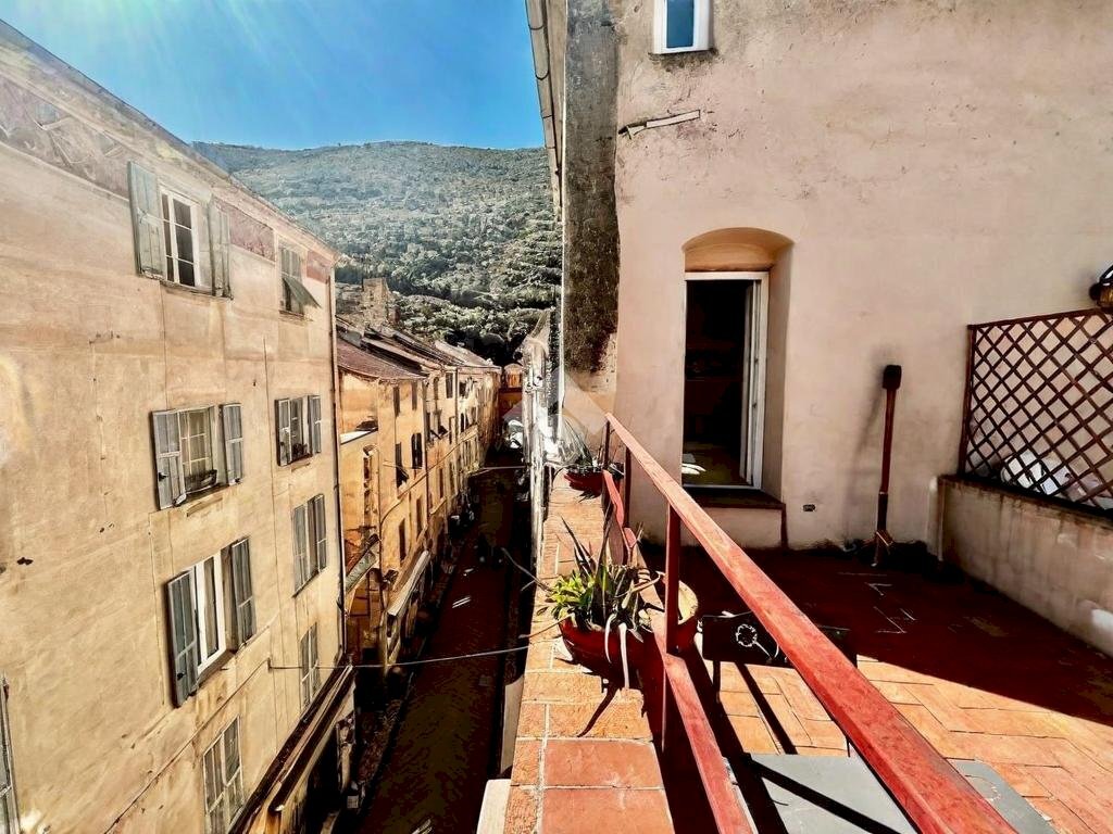 Trilocale Via giovanni nicotera, Finale Ligure - foto 2