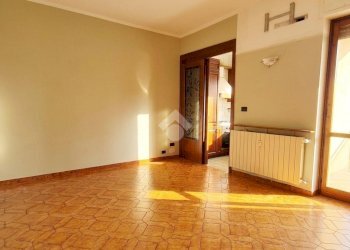 Trilocale Via pasubio, Gassino Torinese - foto 2