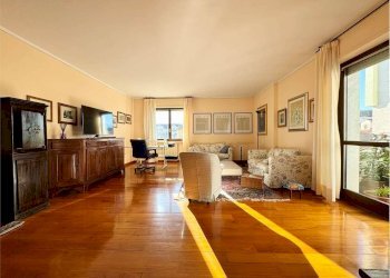 Trilocale Via Bartolomeo Bruni, Cuneo (zona Centro) - foto 9