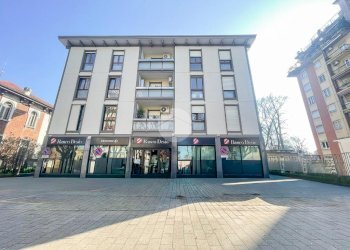 Three-room apartment Viale G. Matteotti, Cusano Milanino - photo 1