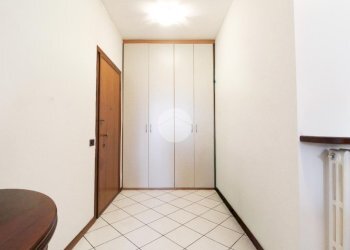 Three-room apartment Viale G. Matteotti, Cusano Milanino - photo 9