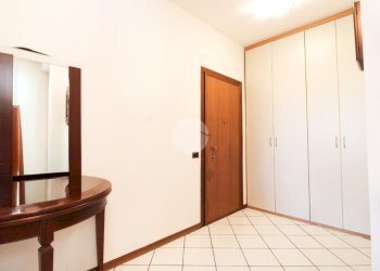 Three-room apartment Viale G. Matteotti, Cusano Milanino - photo 10