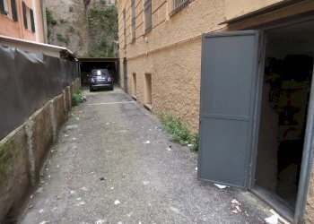 Magazzino Via Caffaro, 40, Genova (zona Castelletto) - foto 2