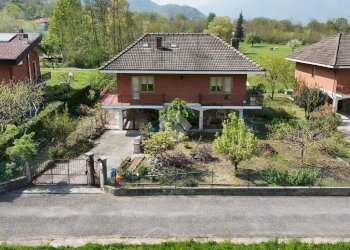 Villa Strada Comboira, Villar Focchiardo - foto 1