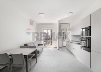 Sala da pranzo - Three-room apartment piazza 4 novembre
29, Sesto San Giovanni - photo 3