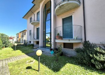 Foto 3 - Trilocale Via Leopardi
 
2, Belgioioso - foto 3