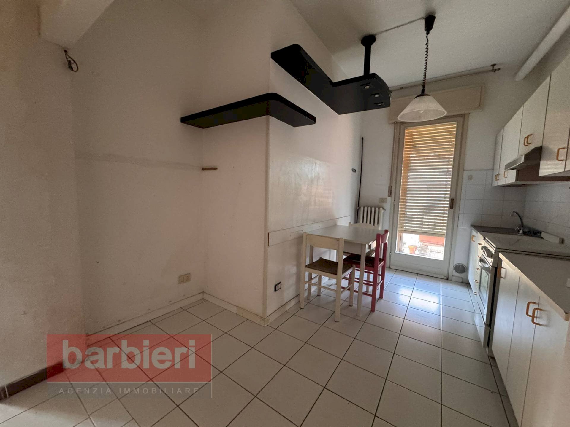 Foto 3 - Trilocale via palazzone
 
1, Cervia - foto 3