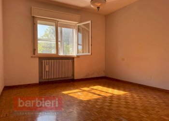 Foto 6 - Quadrilocale palazzone
 
1, Cervia - foto 6