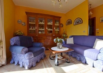 Salone - Independent house strada Fenogli Castellaro, 2, Villanova Mondovì - photo 6