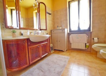 Bagno - Independent house strada Fenogli Castellaro, 2, Villanova Mondovì - photo 31