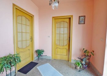Interno palazzo - Casa indipendente strada Fenogli Castellaro, 2, Villanova Mondovì - foto 34