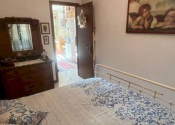 Camera da letto - Bilocale via Lucio Lecchi, Cadegliano-Viconago - foto 20