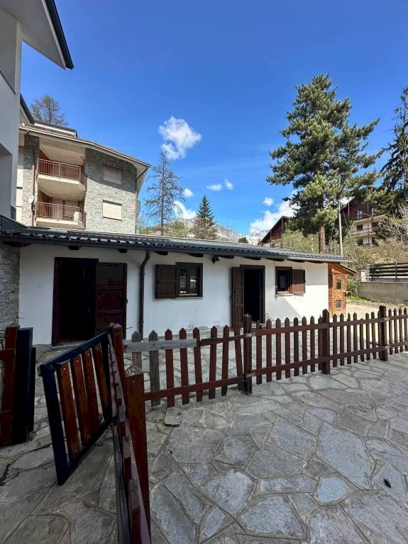 Giardino - Trilocale via Montenero, 22, Bardonecchia - foto 2