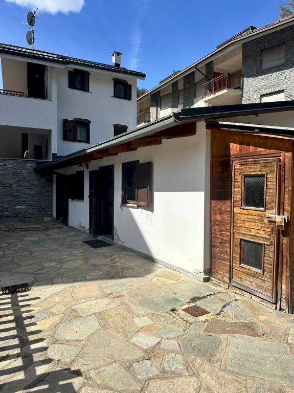 Facciata - Trilocale via Montenero, 22, Bardonecchia - foto 3