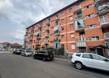 Facciata - Trilocale via Montello, 47, Venaria Reale - foto 12