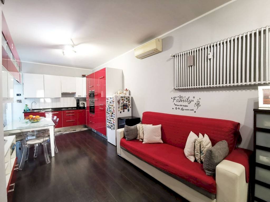 Salone - Appartamento strada Madonna, 12, Druento - foto 1