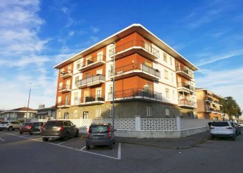 Facciata - Appartamento strada Madonna, 12, Druento - foto 32