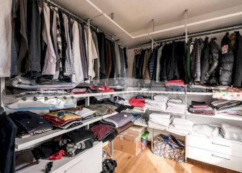 Cabina armadio - Four-room apartment viale Prospero Colonna, 32, Roma - photo 19