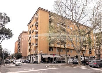 Facciata - Four-room apartment viale Prospero Colonna, 32, Roma - photo 33