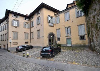 Vista - Two-room apartment piazzetta Guido Zavadini, Bergamo (neighborhood Città Alta) - photo 15