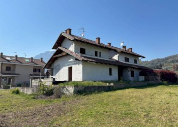 Facciata - Villa via Giosuè Gianavello, 57, Luserna San Giovanni - foto 27