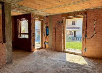 Soggiorno - Villa via Giosuè Gianavello, 57, Luserna San Giovanni - foto 28