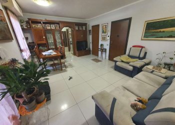 soggiorno - Appartamento via Mascherpa, Paullo - foto 1