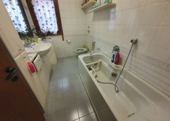 bagno padronale - Appartamento via Mascherpa, Paullo - foto 15