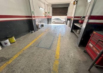 Interno non residenziale - Negozio via Generale De Bernardis, 71, Bari - foto 2