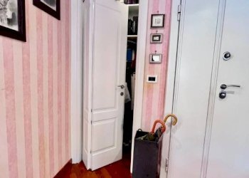 Ingresso - Appartamento via Briscata, Genova (zona Sestri Ponente) - foto 32