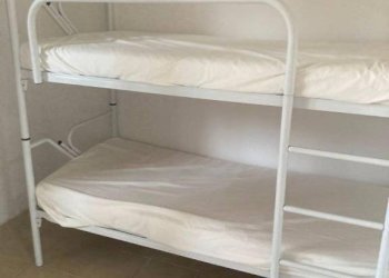 Camera da letto - Villa a Schiera viale Roma, 383, Massa - foto 21