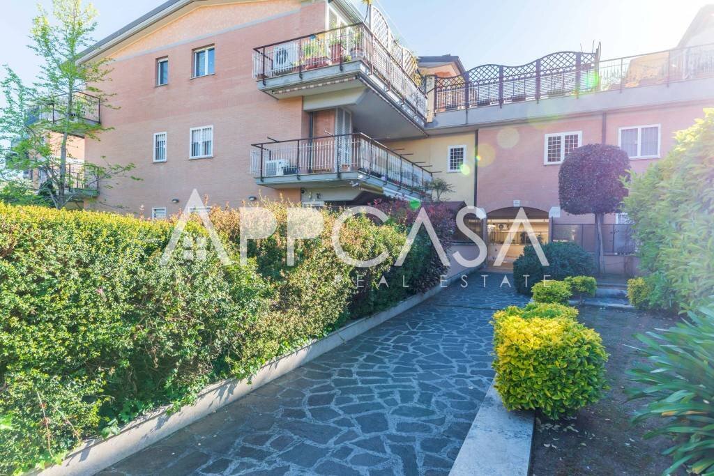 Zona - Trilocale via dei Buonvisi, 61, Roma - foto 2