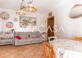 Salone - Trilocale via dei Buonvisi, 61, Roma - foto 7