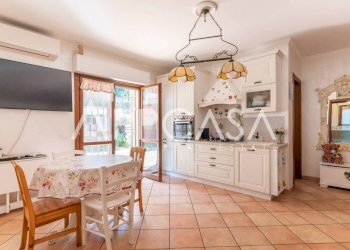 Salone - Trilocale via dei Buonvisi, 61, Roma - foto 9