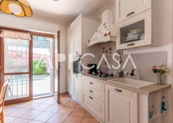 Cucina - Trilocale via dei Buonvisi, 61, Roma - foto 12