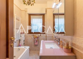 Bagno - Trilocale via dei Buonvisi, 61, Roma - foto 20