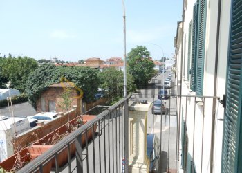 BALCONE - Two-room apartment Via Carlo Dossi 7, Pavia - photo 2