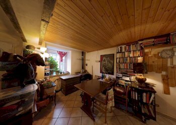 1.jpg - Casa semi indipendente Via Dante Alighieri, Castelnuovo Magra - foto 1