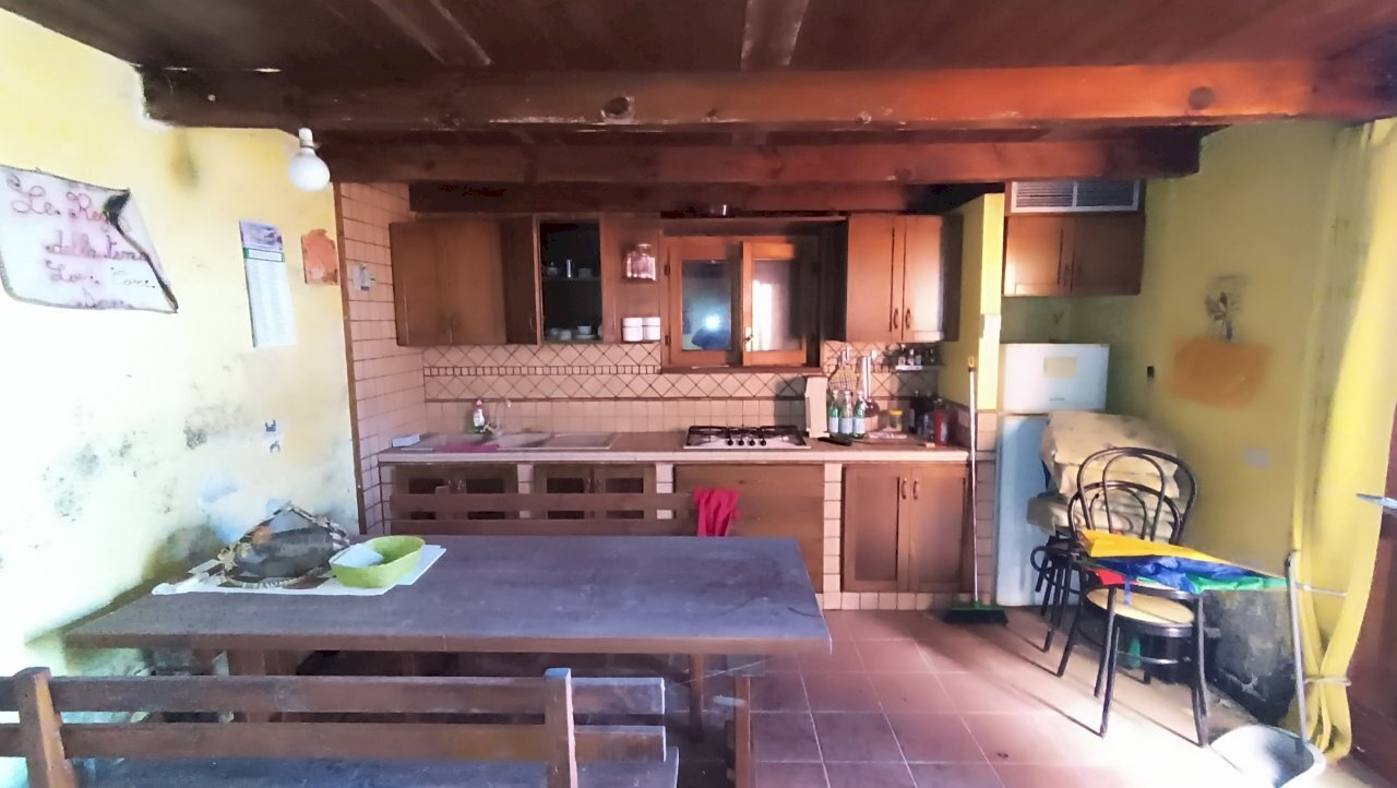 2.jpg - Casa indipendente Via Provinciale, Castelnuovo Magra - foto 2