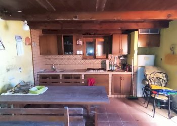 2.jpg - Casa indipendente Via Provinciale, Castelnuovo Magra - foto 2