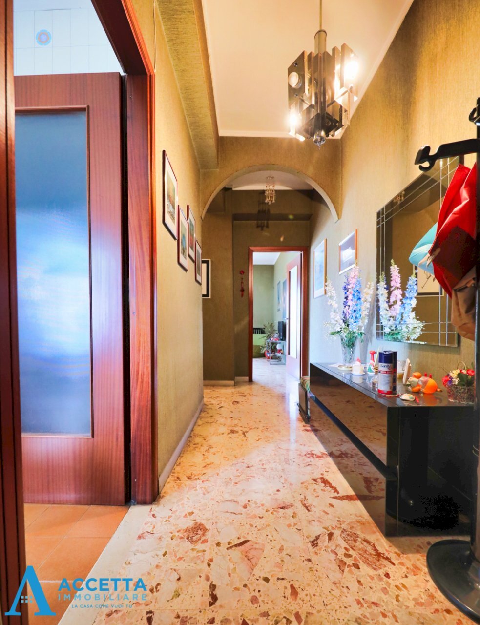 corridoio - Trilocale Via Lago Trasimeno 5, Taranto - foto 3