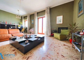 salone - Trilocale Via Lago Trasimeno 5, Taranto - foto 4