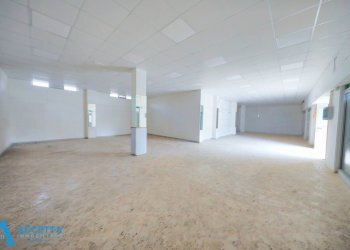 locale - Locale Commerciale Corso Vittorio Emanuele II 11, Taranto - foto 7