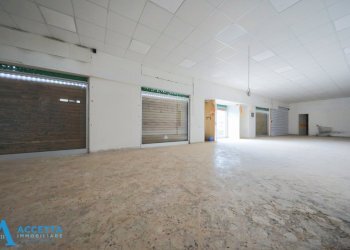 locale - Locale Commerciale Corso Vittorio Emanuele II 11, Taranto - foto 13