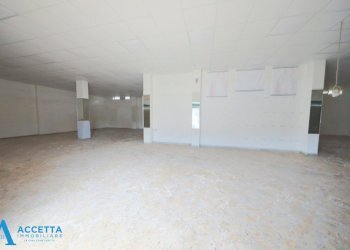 locale - Locale Commerciale Corso Vittorio Emanuele II 11, Taranto - foto 14